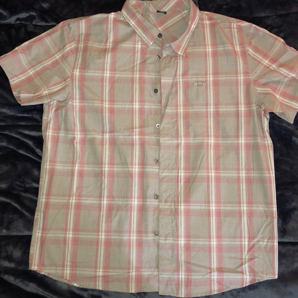 Brand new Oakley xxl button down